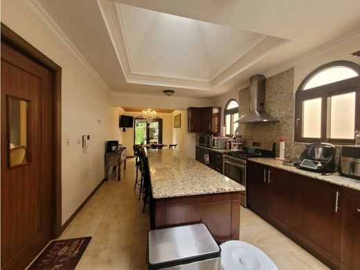 Casa di lusso a Mixco, Municipio de Mixco