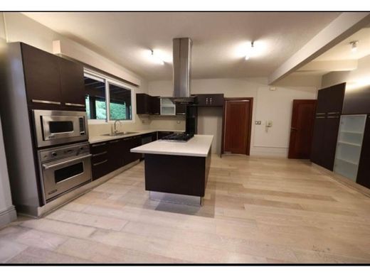 Residential complexes in Guatemala City, Municipio de Guatemala