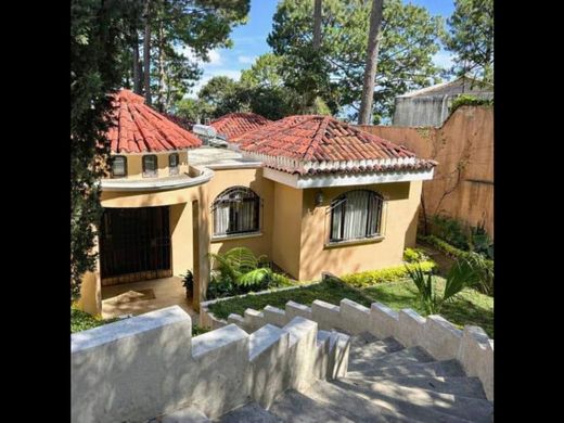 Luxury home in Mixco, Municipio de Mixco