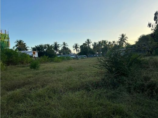 Terreno a Monterrico, Departamento de Santa Rosa