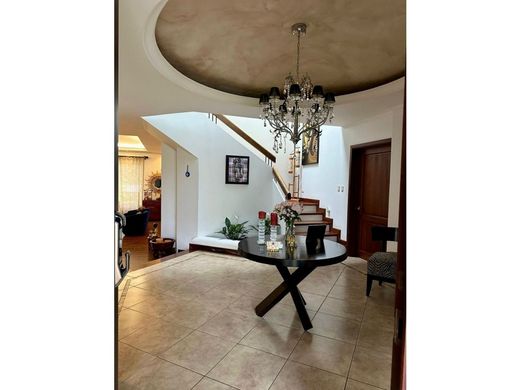 Residential complexes in Guatemala City, Municipio de Guatemala