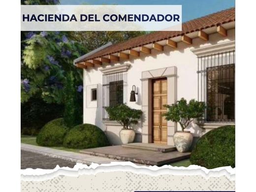 Casa de lujo en San Miguel Dueñas, Departamento de Sacatepéquez