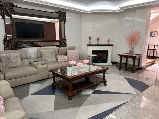 豪宅  瓜地馬拉市, Municipio de Guatemala