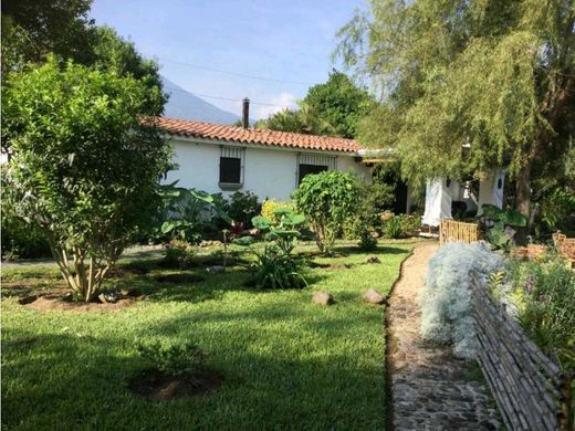 Country House in San Pedro Las Huertas, Departamento de Sacatepéquez