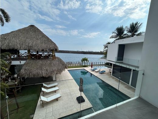 Πολυτελή κατοικία σε Iztapa, Municipio de Iztapa