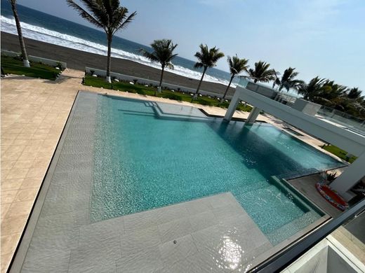 Luxury home in Monterrico, Departamento de Santa Rosa