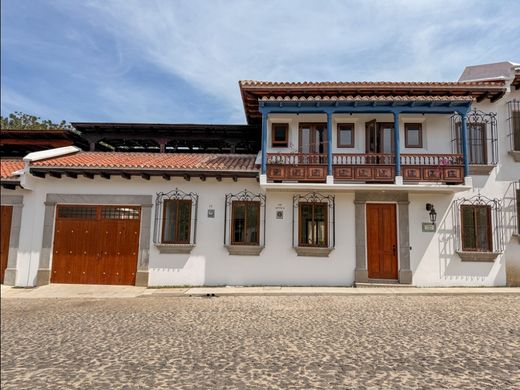 Luxury home in Ciudad Vieja, Departamento de Sacatepéquez