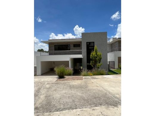 ‏בתי יוקרה ב  Santa Catarina Pinula, Municipio de Santa Catarina Pinula