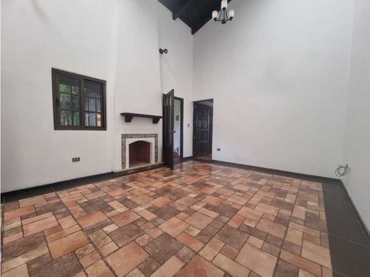 Casa di lusso a Antigua Guatemala, Departamento de Sacatepéquez