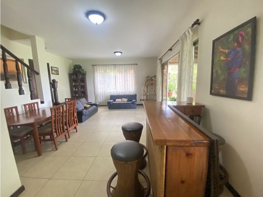 Luxury home in Santa Catarina Pinula, Municipio de Santa Catarina Pinula