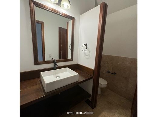 호화 저택 / Guatemala City, Municipio de Guatemala