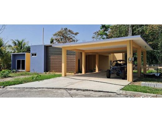 Luxury home in Mazatenango, Departamento de Suchitepéquez