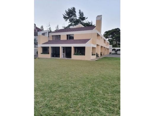 Luxe woning in Fraijanes, Municipio de Fraijanes