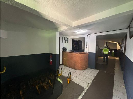 Office in Guatemala City, Municipio de Guatemala