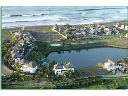 ‏קרקע ב  Puerto San José, Municipio de San José