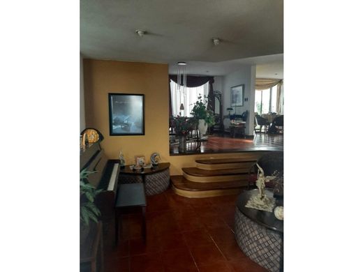 Residential complexes in Guatemala City, Municipio de Guatemala