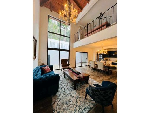 منزل ﻓﻲ Antigua Guatemala, Departamento de Sacatepéquez
