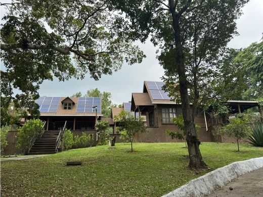 Chalet in Palín, Municipio de Palín