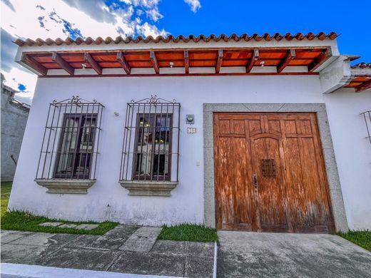 منزل ﻓﻲ Antigua Guatemala, Departamento de Sacatepéquez