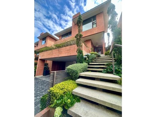 Luksusowy dom w Concepción, Municipio de San Juan Sacatepéquez