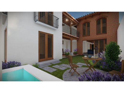 Luxury home in San Miguel Dueñas, Departamento de Sacatepéquez