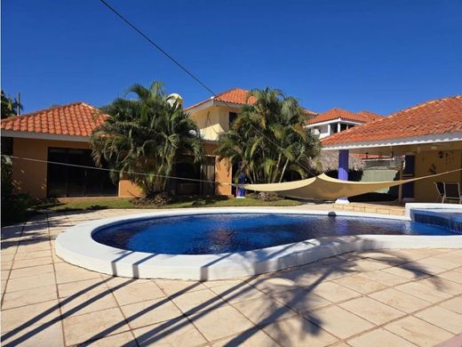 Luxury home in Iztapa, Municipio de Iztapa