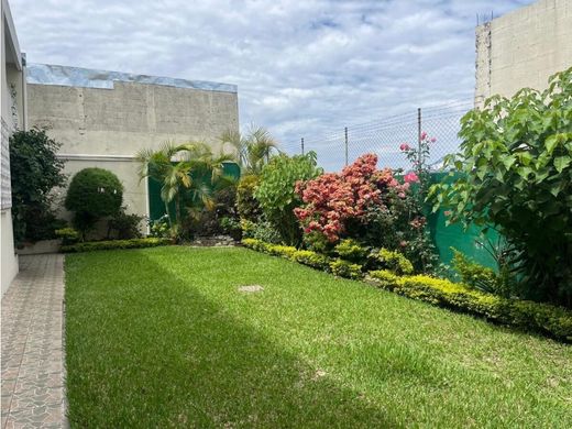 Πολυτελή κατοικία σε Los Mixcos, Municipio de Palencia