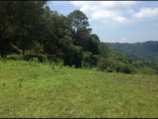 Grond in Santa Catarina Pinula, Municipio de Santa Catarina Pinula