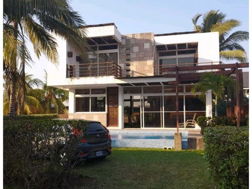 Luxury home in Iztapa, Municipio de Iztapa