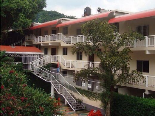 Hotel en Mazatenango, Departamento de Suchitepéquez