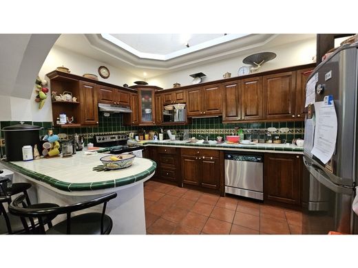 منزل ﻓﻲ Antigua Guatemala, Departamento de Sacatepéquez