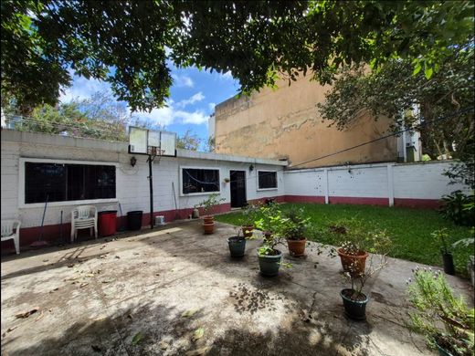 Элитный дом, Гватемала, Municipio de Guatemala