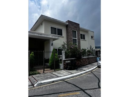 Luxus-Haus in Guatemala-Stadt, Municipio de Guatemala