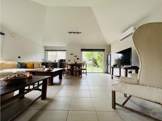 Πολυτελή κατοικία σε Puerto San José, Municipio de San José