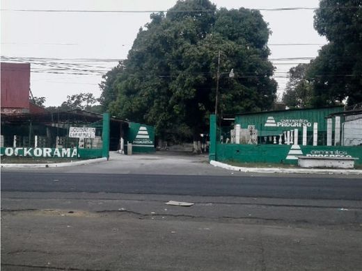 Участок, Santa Lucía Cotzumalguapa, Municipio de Santa Lucía Cotzumalguapa