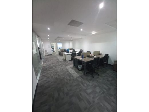 Office in Guatemala City, Municipio de Guatemala