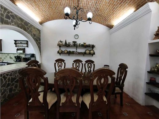 Элитный дом, Jocotenango, Departamento de Sacatepéquez