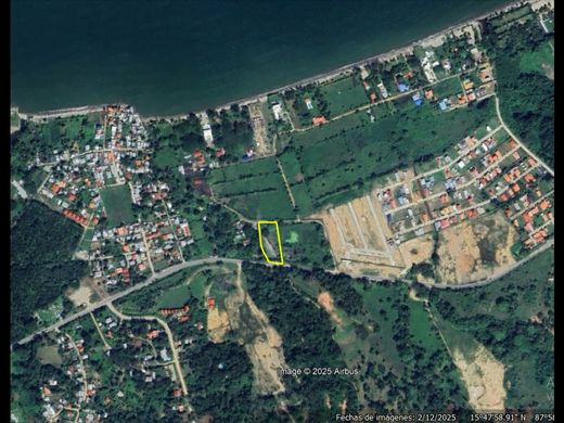 Land in Omoa, Departamento de Cortés