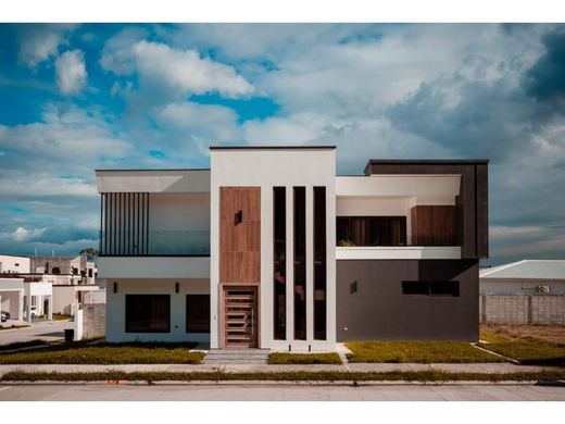 Luxury home in San Pedro Sula, Departamento de Cortés