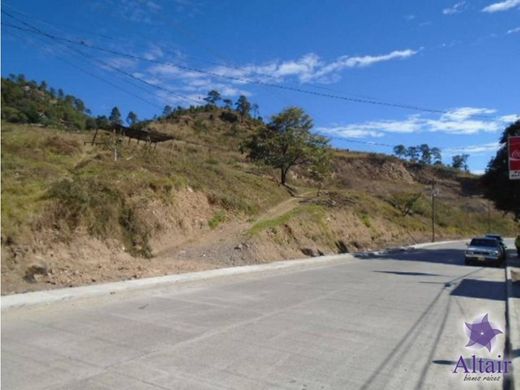 ‏קרקע ב  טגוסיגלפה, Departamento de Francisco Morazán