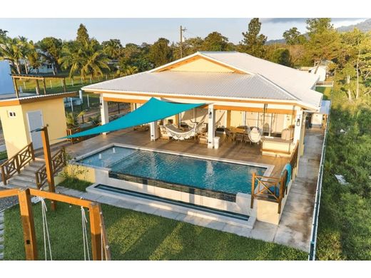 Luxury home in Omoa, Departamento de Cortés