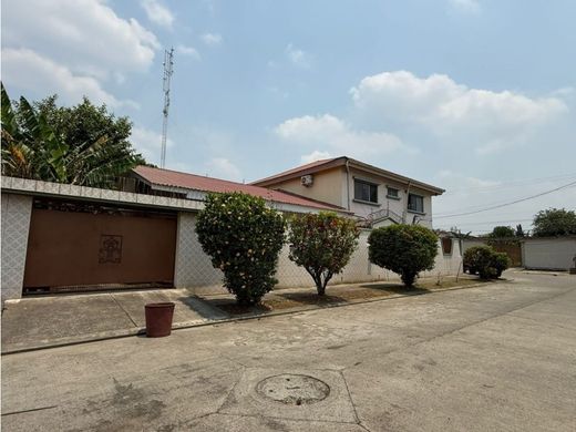 Lüks ev San Pedro Sula, Departamento de Cortés