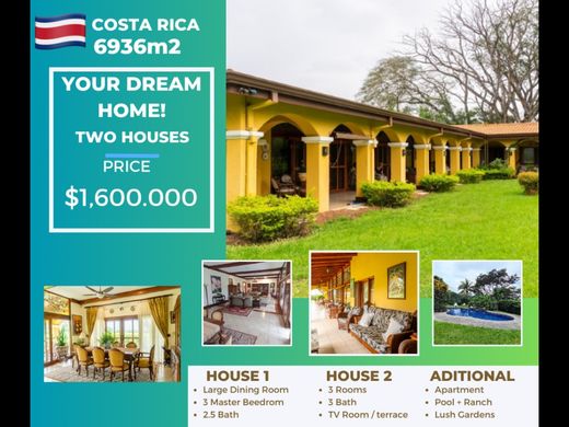 Luxus-Haus in Colon, Mora