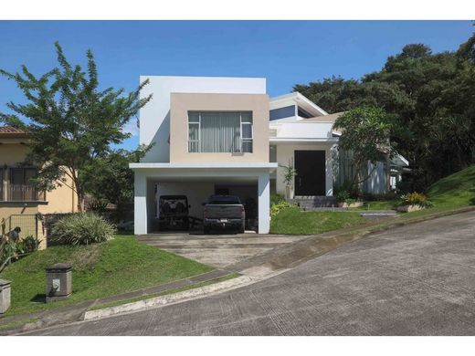 ‏בתי יוקרה ב  Santa Ana, Provincia de San José