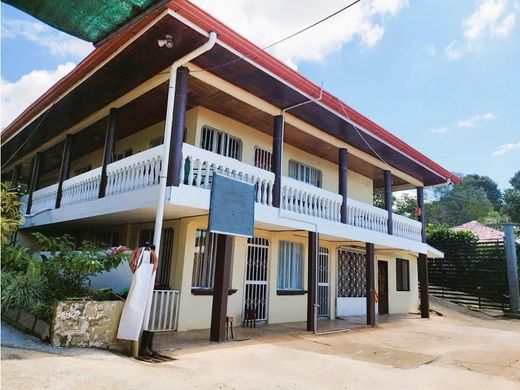 Casa de lujo en Bajo Pérez, Acosta