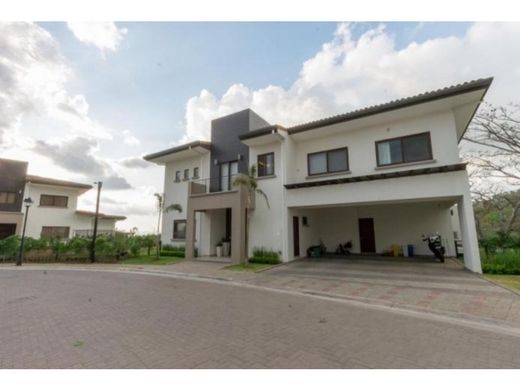Casa di lusso a Santa Ana, Provincia de San José