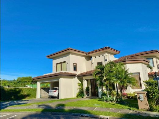 Maison de luxe à Santa Ana, Provincia de San José