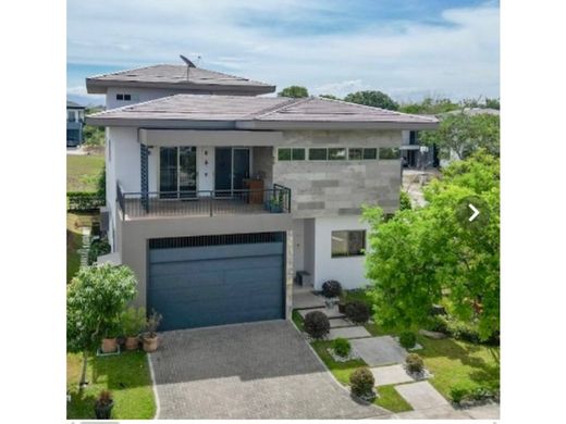 Luksusowy dom w San Rafael, Provincia de Alajuela