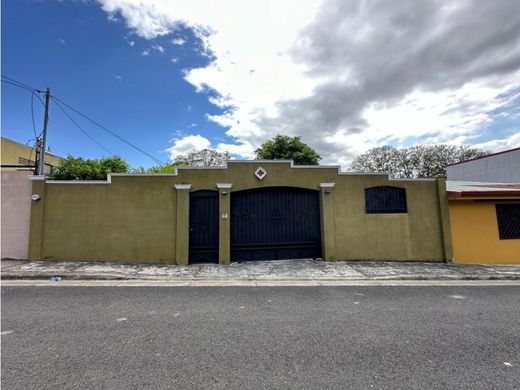 Maison de luxe à Guácima, Cantón de Alajuela