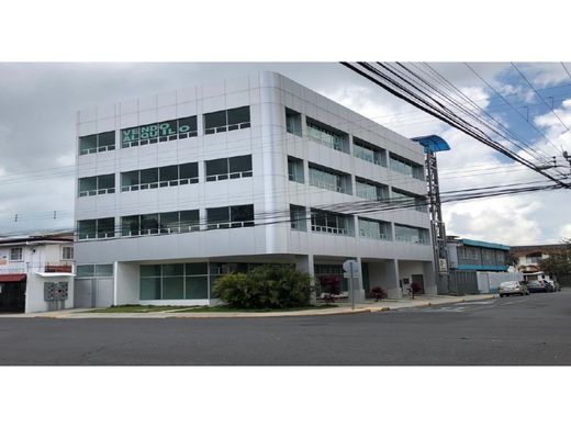 Kamienica w San José, Cantón de San José